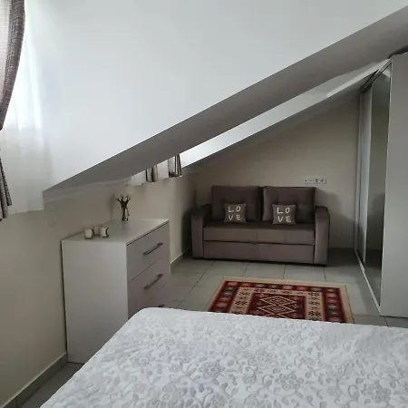 Apartamento World F3 *